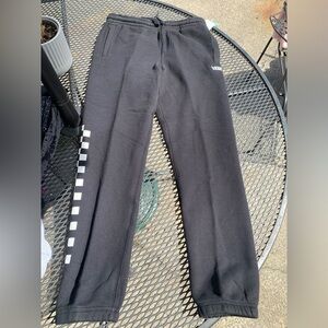 Vans Black ComfyCush Sweatpants. Junior size medium